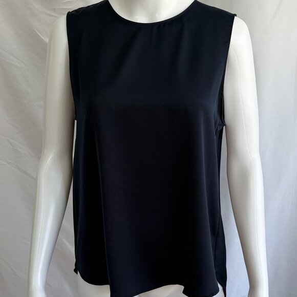 Banana Republic Navy Blue Sleeveless Shell Tank with Keyhole Back – Size Medium - Picture 2 of 6
